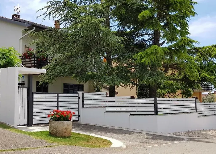 Fiori Apartment